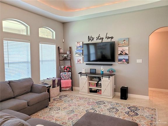 5th image of 3023 W Whitewing Ave