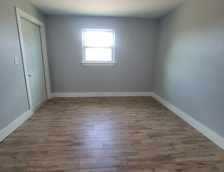 203 Redcliff Ave — Photo 9