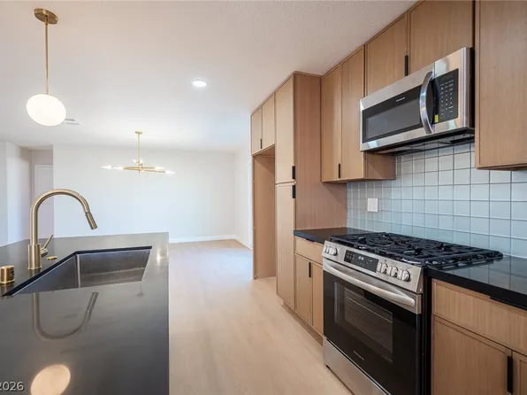 4454 Dennis Way, Las Vegas, NV 89121