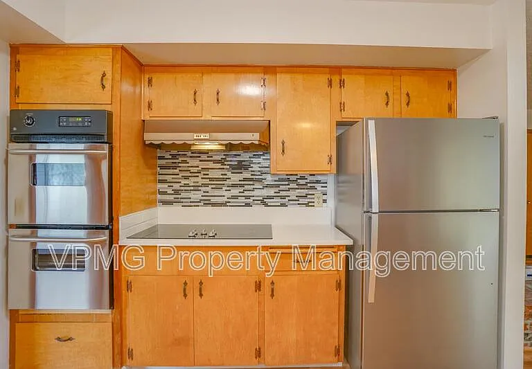 7301 Indiana St — Photo 12