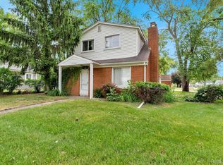 19304 Inkster Rd, Redford, MI 48240