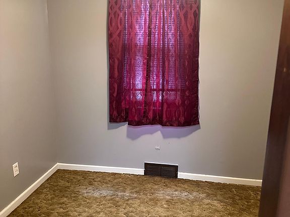 4th image of 126 Longnecker St