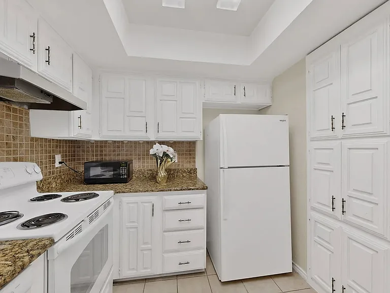 14151 Montfort Dr #367 — Photo 7
