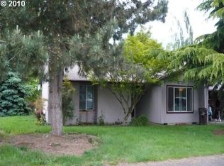 302 Park Ave, Molalla, OR