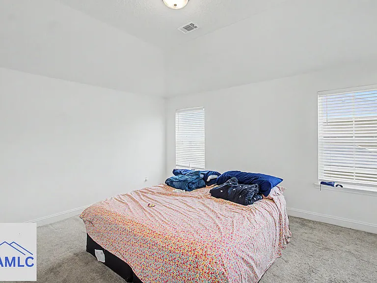 40 Rimes Ave — Photo 27