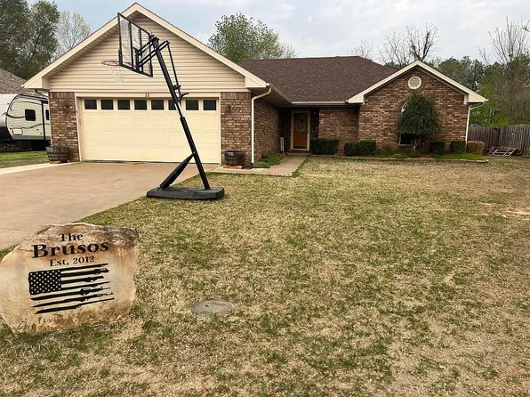 22 W Adams St, Charleston, AR 72933