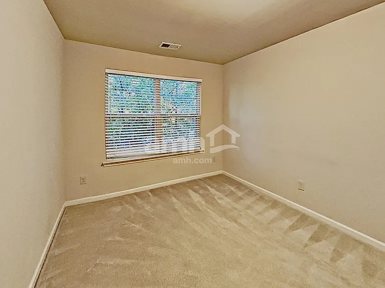 3840 Aspen Spgs NW — Photo 12