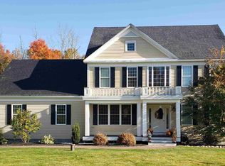 7 Galloway Ln, Bedford, NH 03110