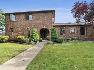 285 Selkirk Dr, North Tonawanda, NY 14120