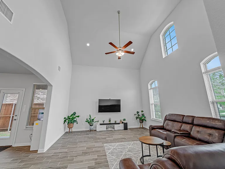 1144 Western Yarrow Ave — Photo 7