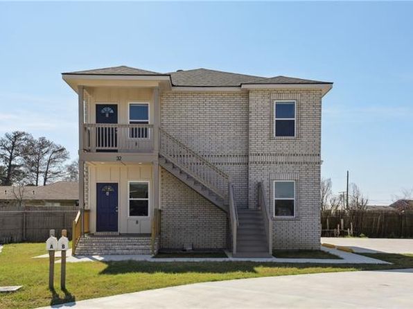 32 Ashton Cox Dr #A
