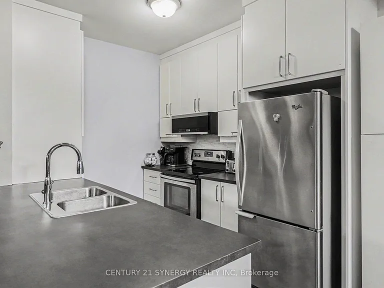 251 Capri Ave #4 — Photo 13