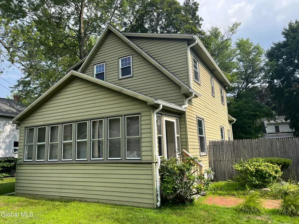 5 Zuni Street, Albany, NY 12208