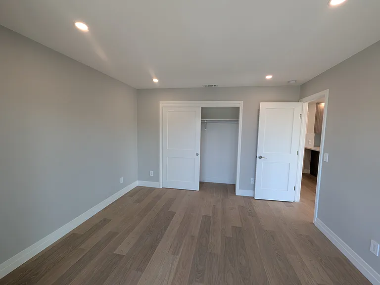 875 Waller St #A — Photo 9
