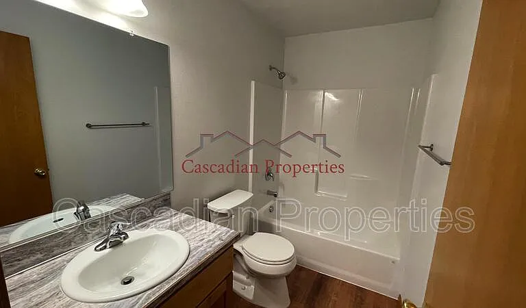 508 NW Blair St — Photo 7
