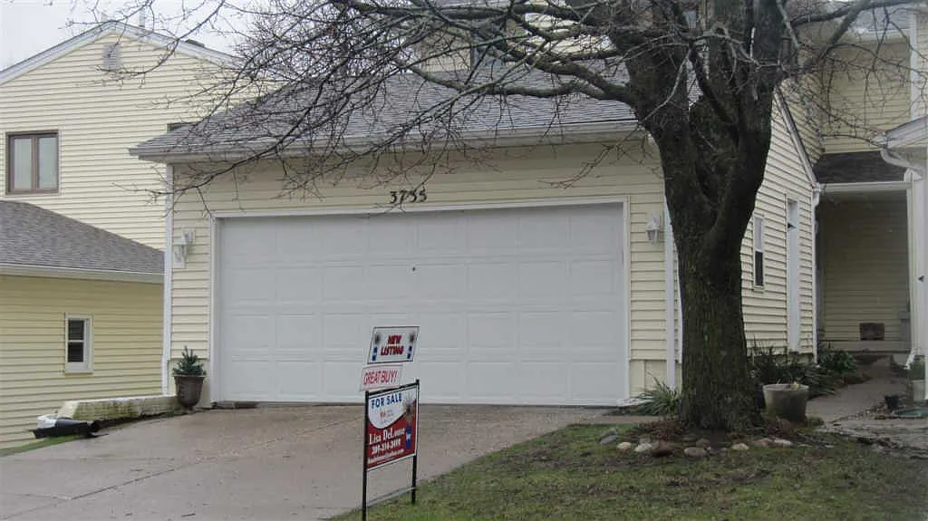 3735 Cedarview Ct photo 1
