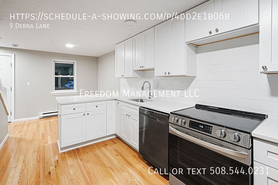 1st image of 9 Debra Ln