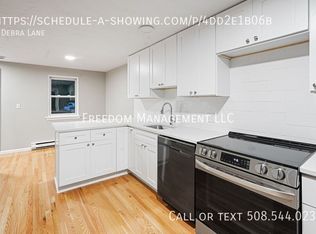 9 Debra Ln, Bellingham, MA 02019
