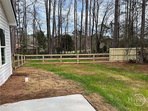 4th image of 1175 Lavender Road