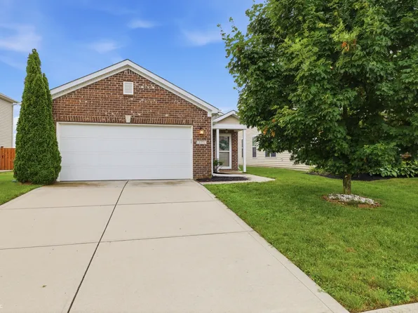 5771 White Pine Rd, Whitestown, IN 46075