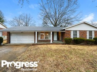 14800 Mondoubleau Ln, Florissant, MO