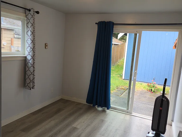 15547 27th Ave NE #2 — Photo 7