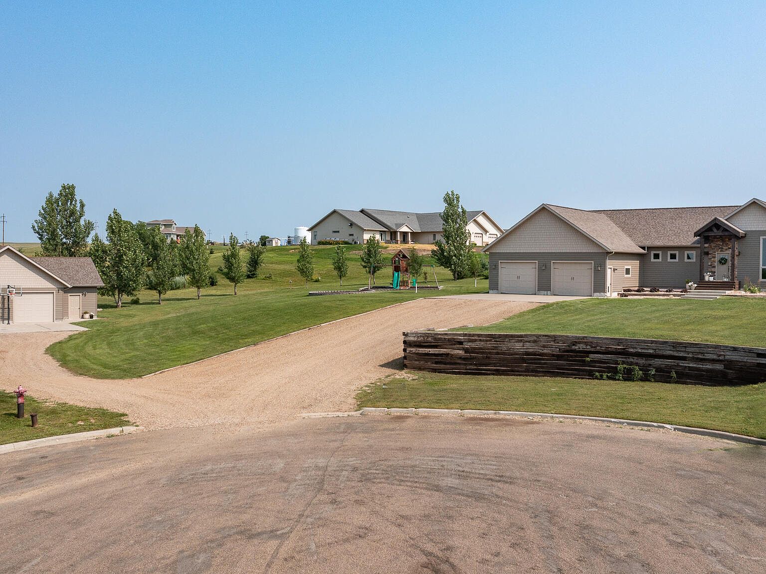 1118 Fayette Dr, Hazen, ND 58545 | MLS #4008711 | Zillow