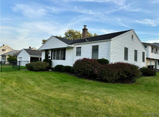 25 Wenonah Ter, Tonawanda, NY 14150