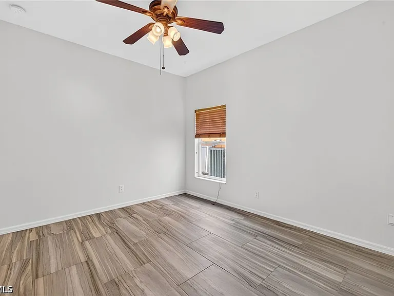 2858 Via Campania St — Photo 30