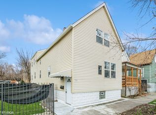 126 E 117th St, Chicago, IL 60628