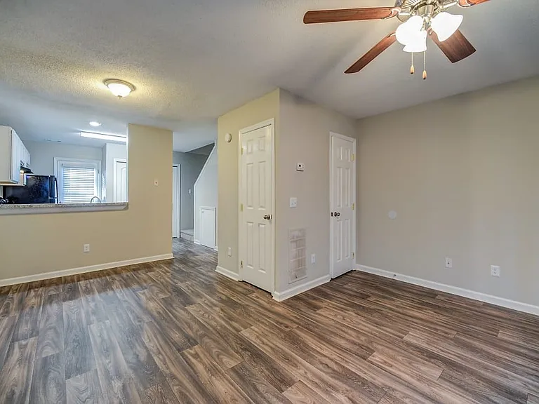 Forest Edge Townhomes — Photo 7