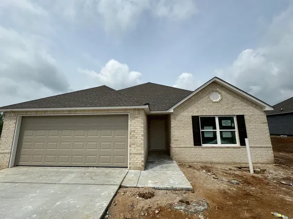 1804 Rockwood Dr, Searcy, AR 72143