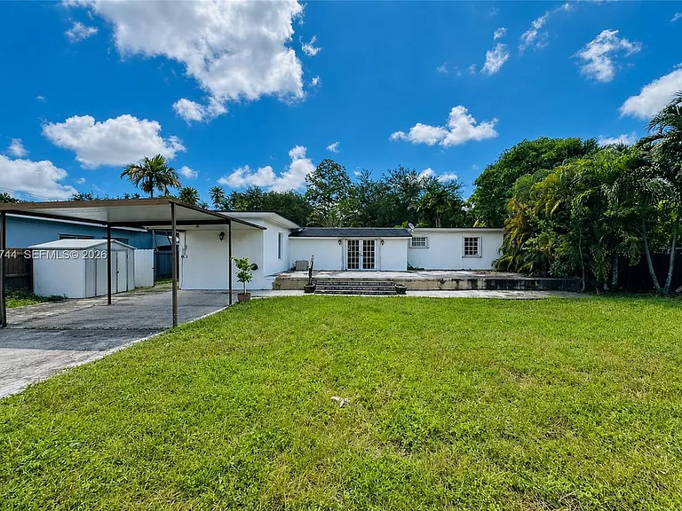 516 La Villa Dr — Photo 12