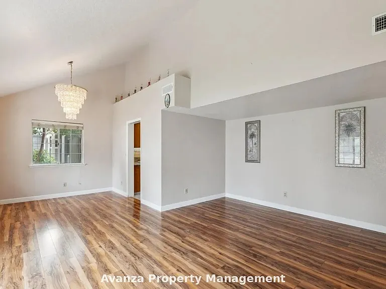 4129 W Regency Ave — Photo 3