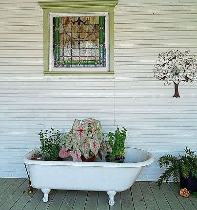 Side porch off the Kitchen