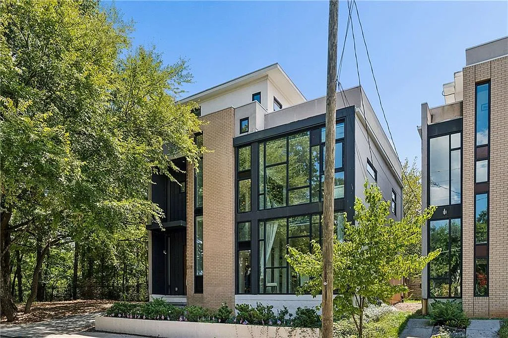 3 bed, 3.5 bath, 1993 sqft, $6,000 — Photo 1