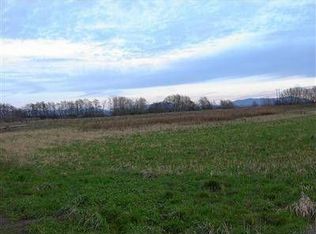 5070 Imhof Rd, Ferndale, WA 98248