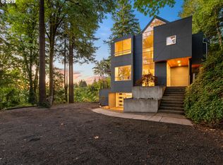 1804 SW Mount Hood Ln, Portland, OR 97239