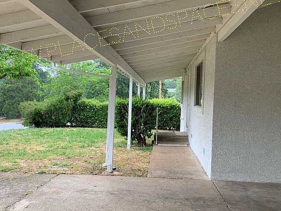 5th image of 1805 Grand Coulee Blvd