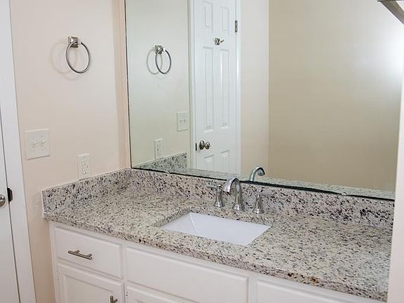 5th image of 101 Windover Way