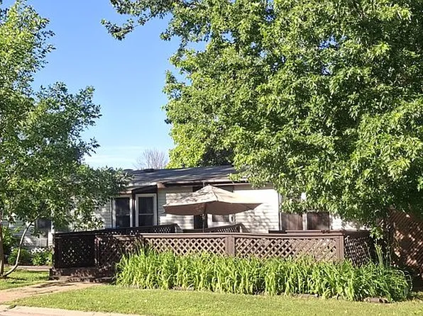 2201 N Broadway St Trailer 164, New Ulm, MN 56073