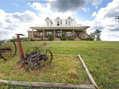 204 Jarvis Rdg, Griffithsville, WV, 25521