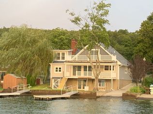 29 W Cove Rd, Greenwood Lake, NY 10925