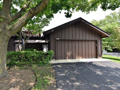 5N443 Red Bud Ct, St Charles, IL, 60175
