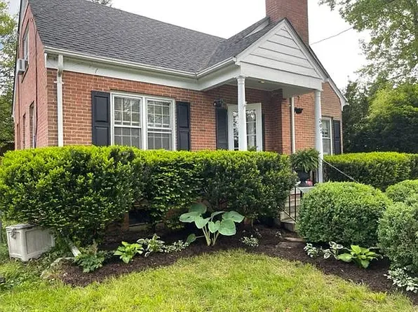 305 W Leicester St, Winchester, VA 22601