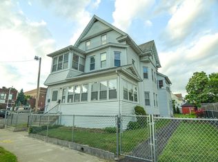 51 Vinton St, Springfield, MA 01104