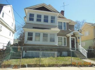 55 Bristol St, Springfield, MA 01109