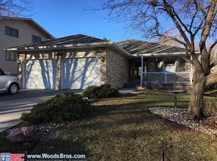 2520 Jane Ln, Lincoln, NE 68512