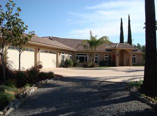 633 E Old Julian Hwy, Ramona, CA 92065