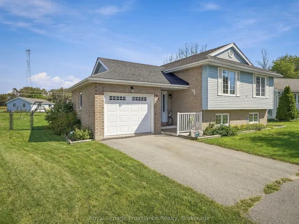 99 Westwind Cres, Prince Edward County, ON K0K 3L0